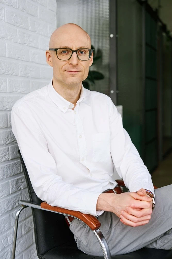 Łukasz Derlikowski Łukasz Derlikowski